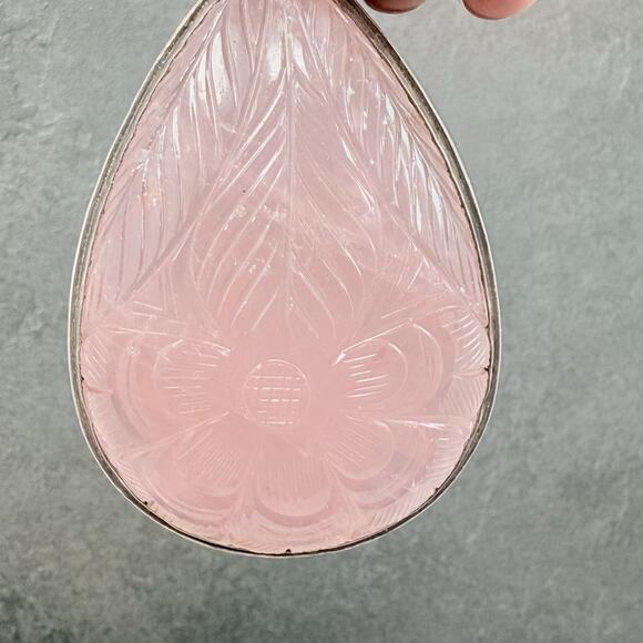 Vitnage Large Teardrop Carved Rose Quartz Sterling Silver Pendant Over 3 Inch - Picture 10 of 11